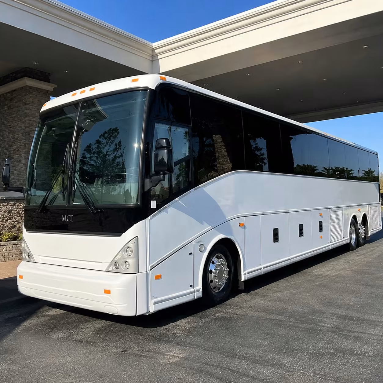 augusta charter bus hero 3